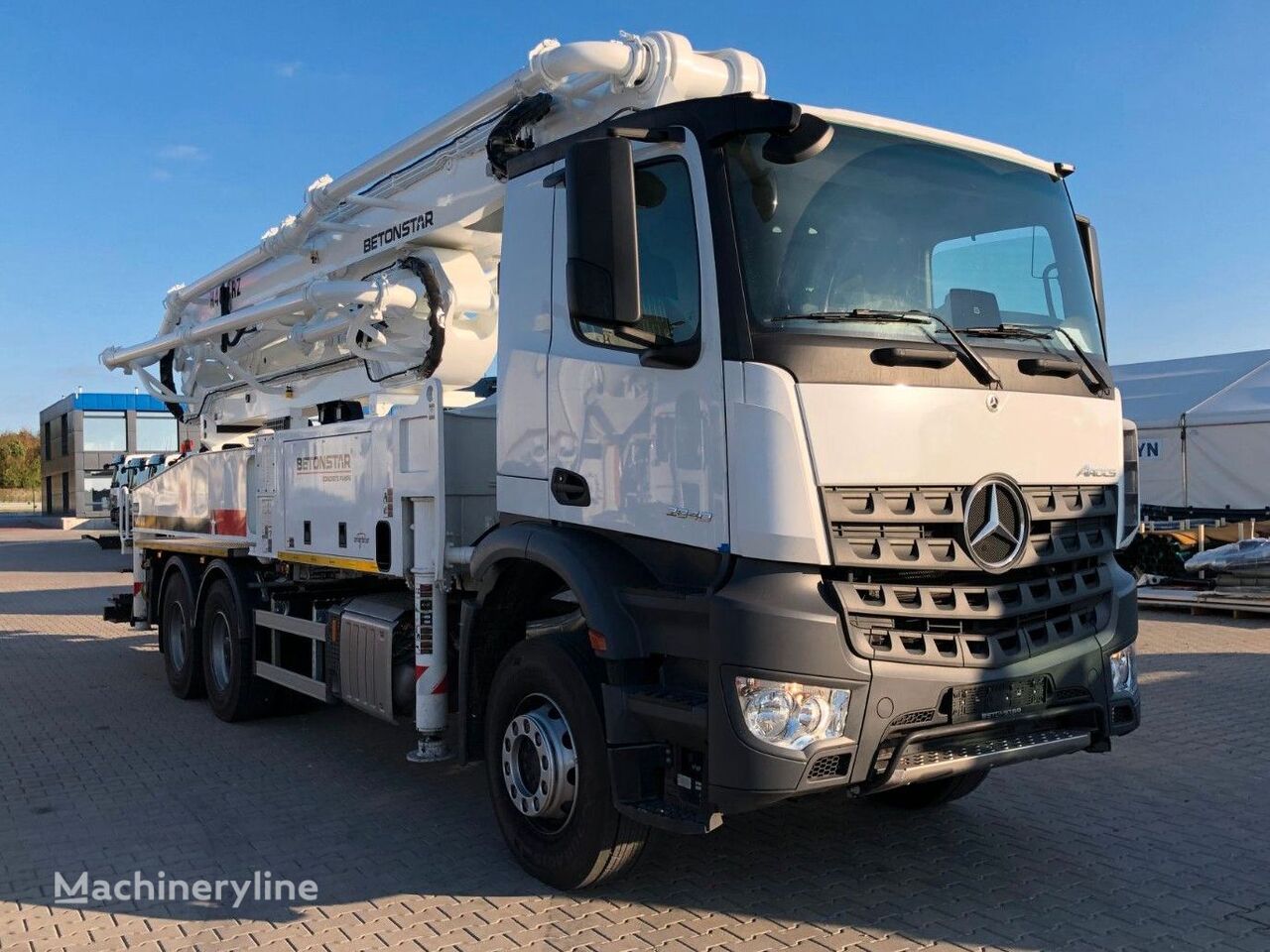 Betonstar H40.16-5RZ  en el chasis Mercedes-Benz AROCS 2840 bomba de hormigón nueva