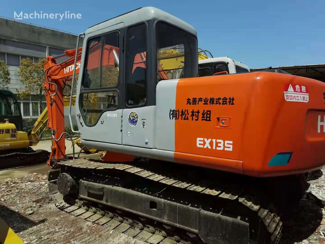 Hitachi ZX135 excavadora de cadenas