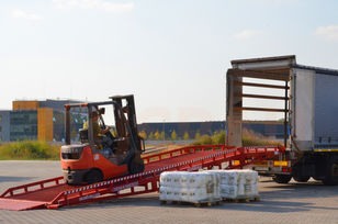 AUSBAU Rampa załadowcza, mobil rampe, rampe de incarcare rampa de carga móvil nueva