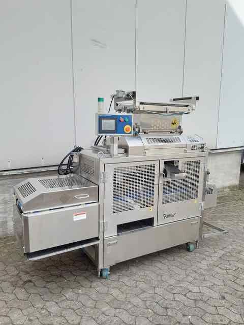 Rheon Automatic Machinery Co. LTD Twin Divider 800 VX 212 divisor de masa