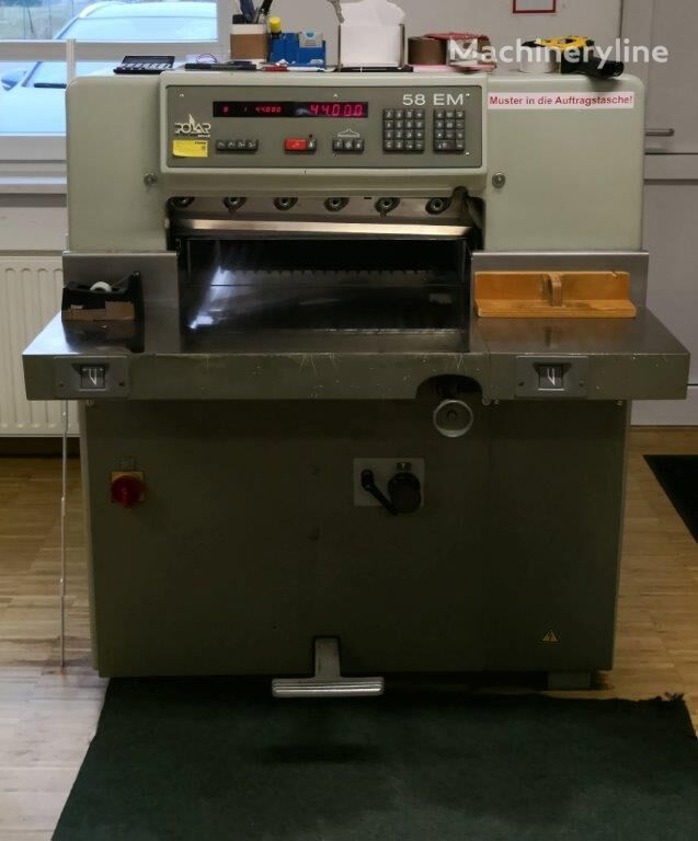 Polar Polar 58 EM máquina cortadora de papel